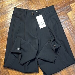 ZARA Ankle Pants with Button